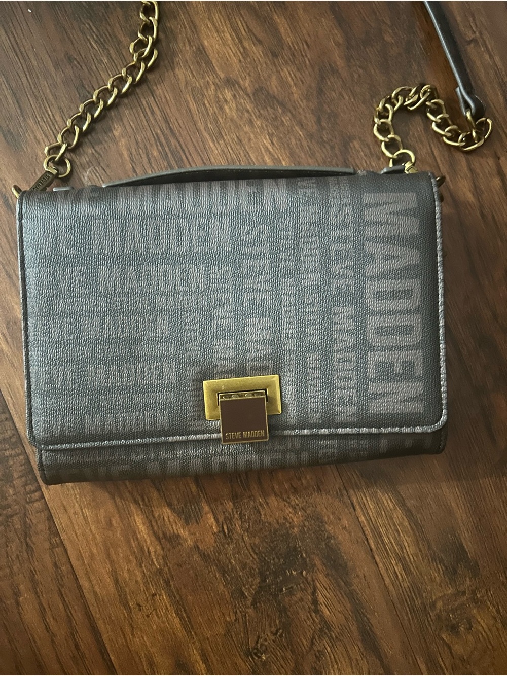 Steve Madden Charcoal Gray Crossbody with Gold Chain